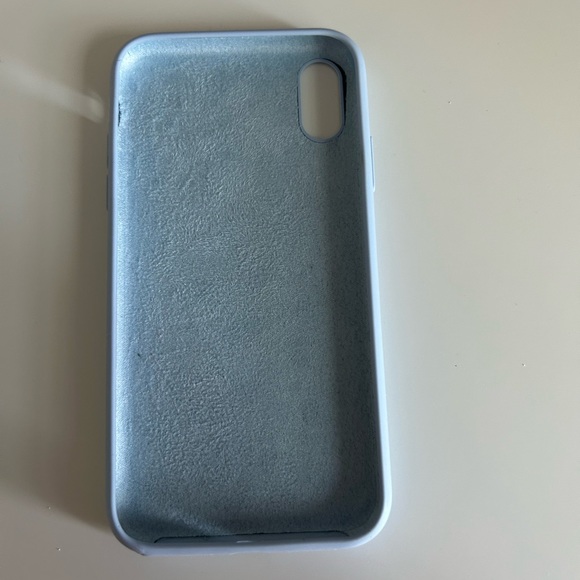 iPhone XR Blue heart silicone phone case - Picture 2 of 2